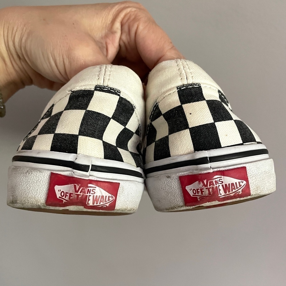 Vans Black/Ecru Classic Checkerboard Slip-on Sneakers - 5.5-6US - Picture 6 of 9